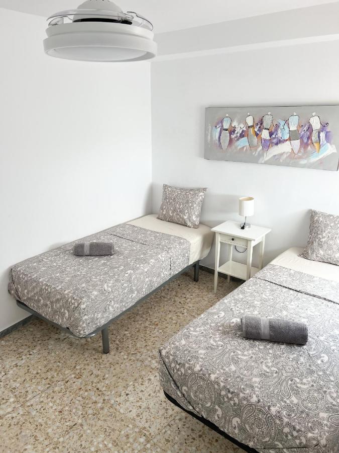 ארונה Cozy 2Bedroom Apartments In Los Cristianos מראה חיצוני תמונה