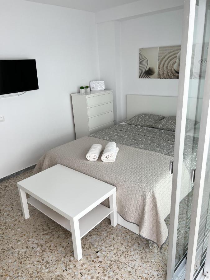 ארונה Cozy 2Bedroom Apartments In Los Cristianos מראה חיצוני תמונה
