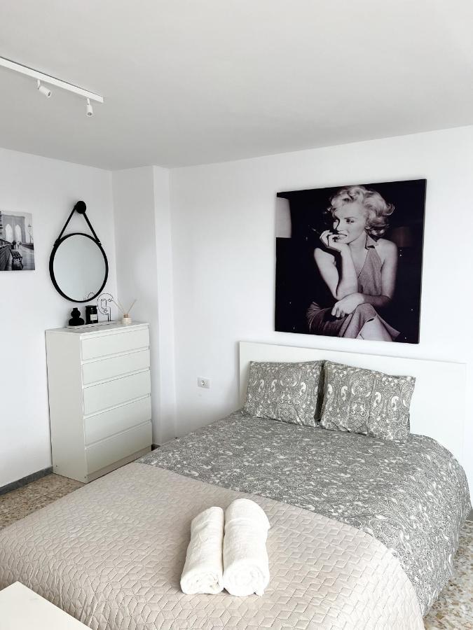 ארונה Cozy 2Bedroom Apartments In Los Cristianos מראה חיצוני תמונה